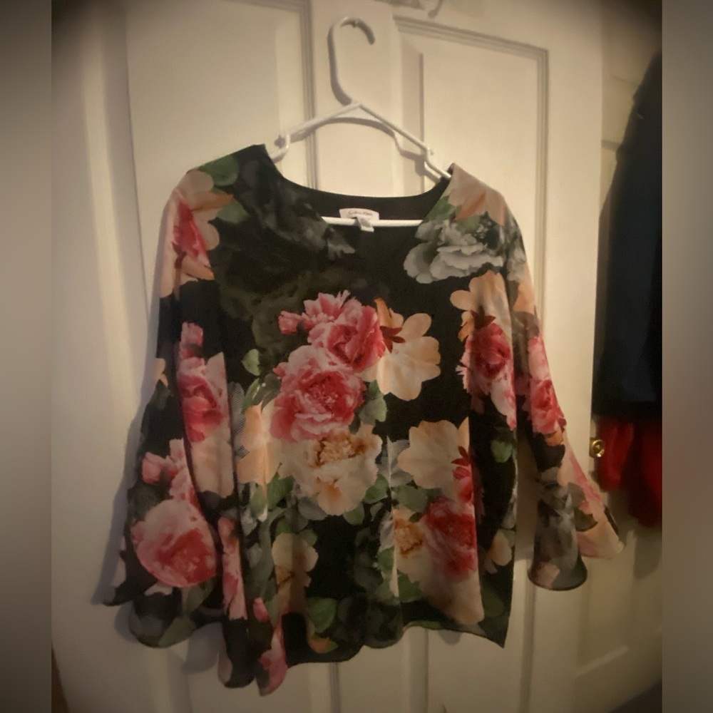 Calvin Klein blouse - Picture 2 of 5